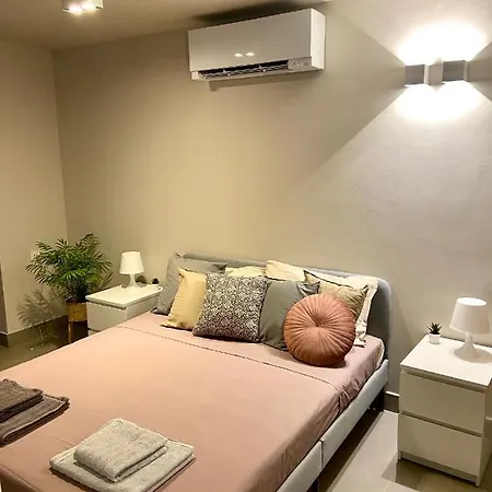 Loft Incantevole A In Zona Residenziale