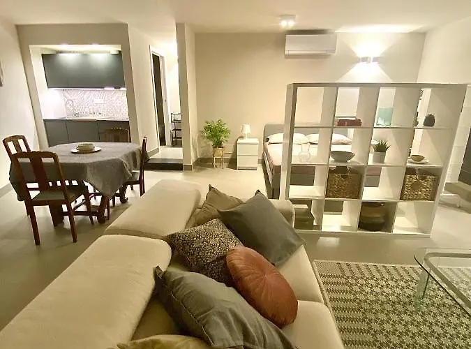 Loft Incantevole A In Zona Residenziale